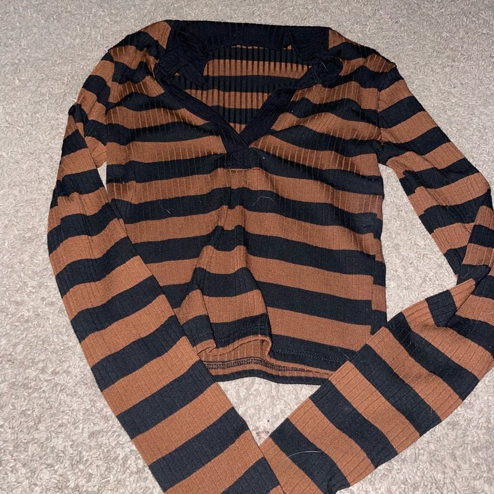 Brown & Black Collared Long Sleeve